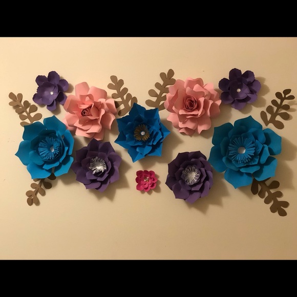 Paper flowers - Picture 4 of 6